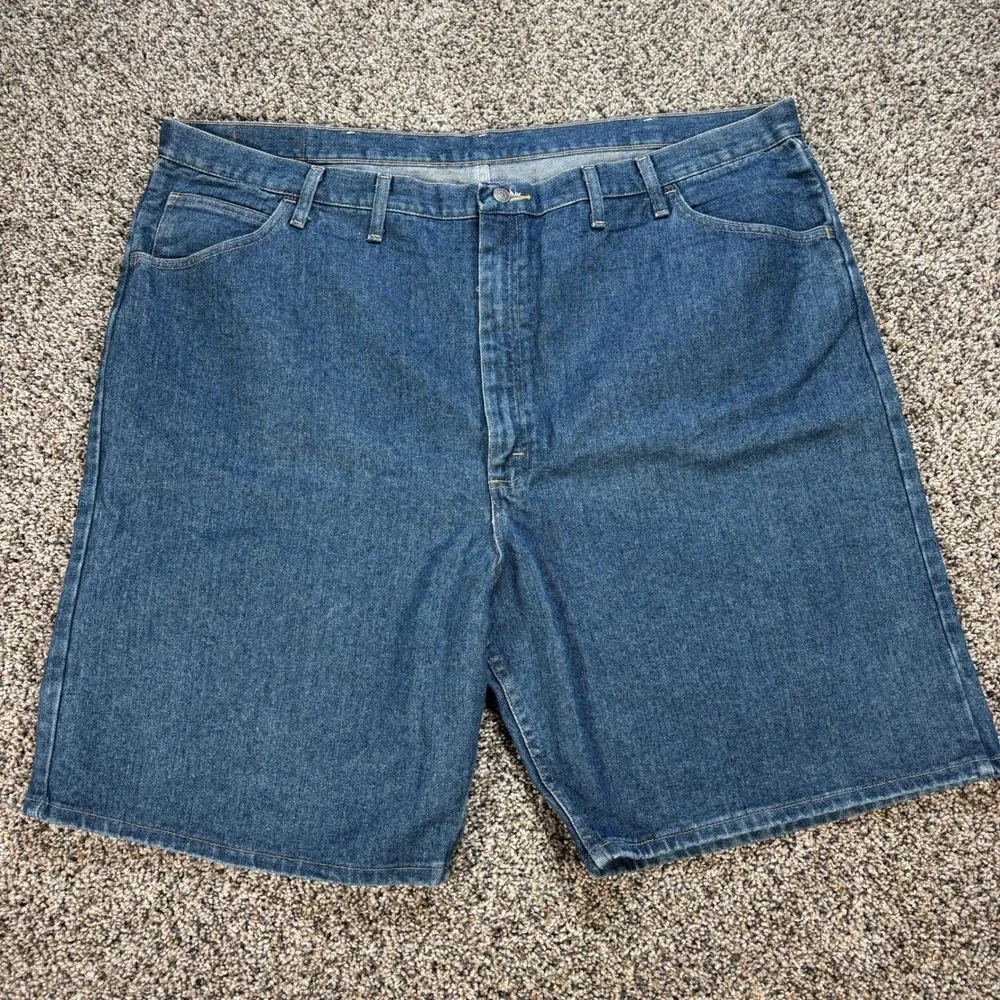 Wrangler Men's Size 48 Relaxed Fit Denim Shorts Blue 606W1DH Cotton Jean Shorts
